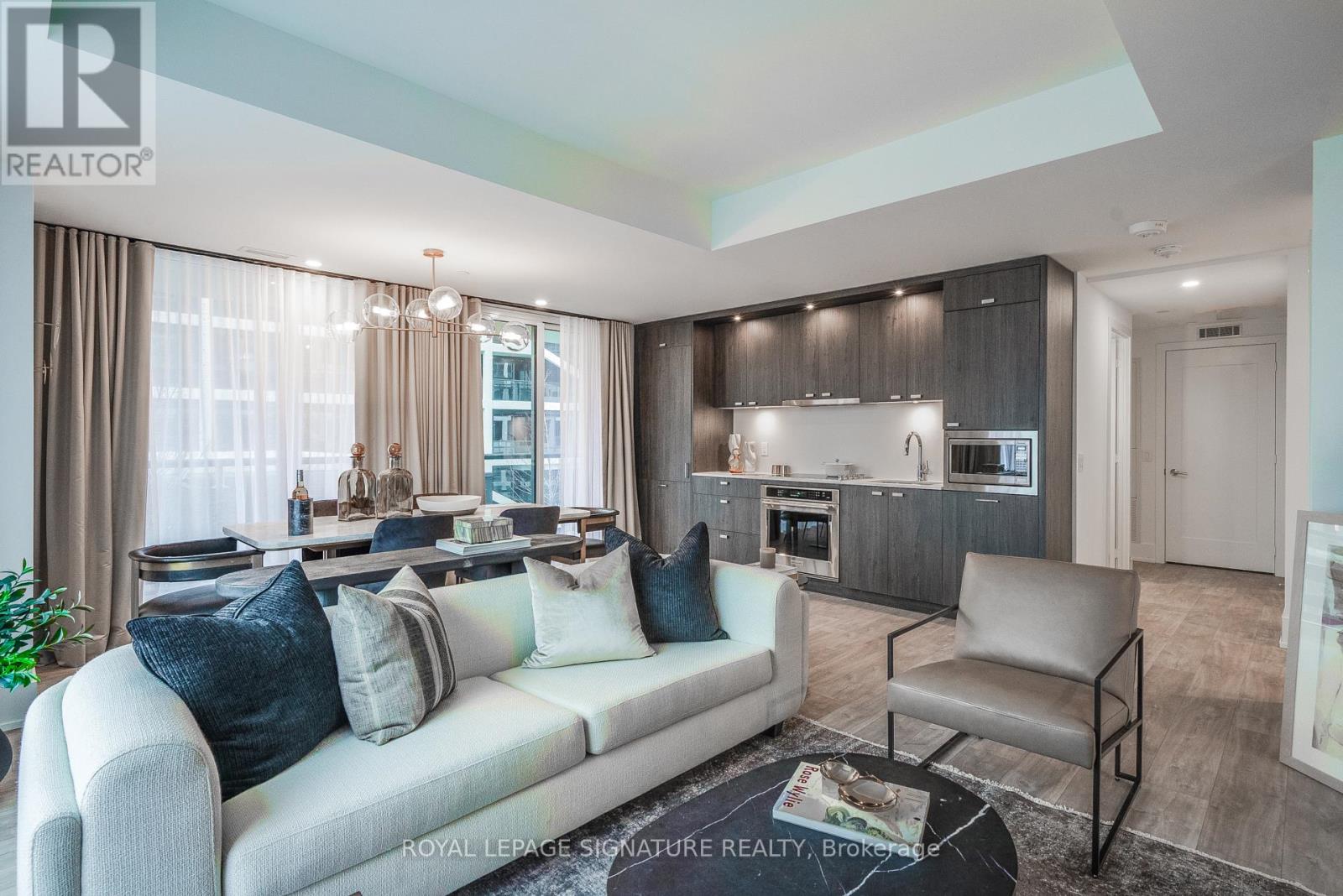613 - 115 Denison Avenue, Toronto, Ontario  M5T 2N1 - Photo 2 - C13649414