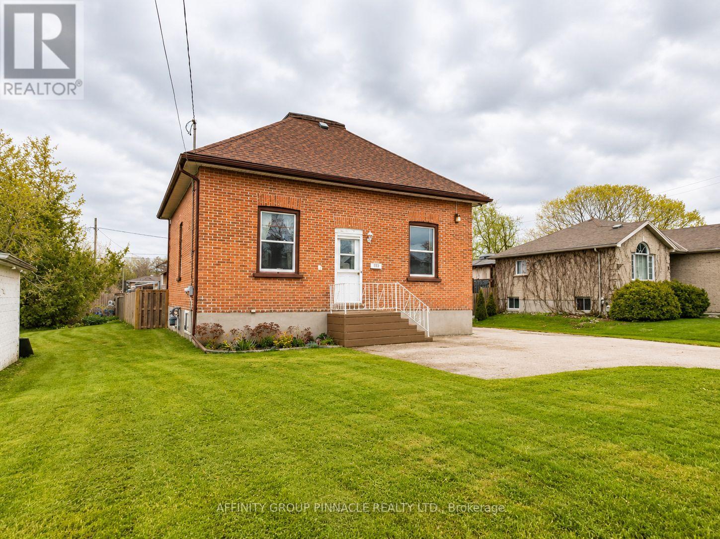 170 QUEEN STREET, Kawartha Lakes, Ontario