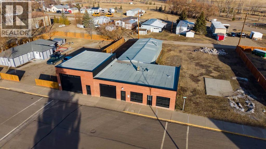 111 4 Avenue, Warner, Alberta  T0K 2L0 - Photo 30 - A2280533