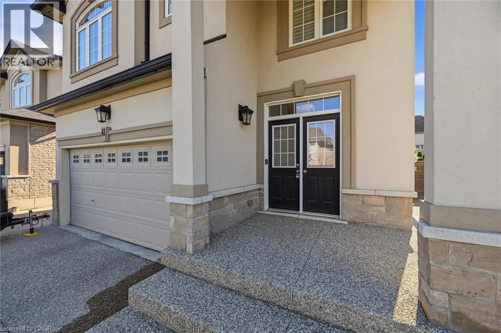 41 Aquasanta Crescent, Hamilton, Ontario  L9B 0H8 - Photo 4 - 40853533