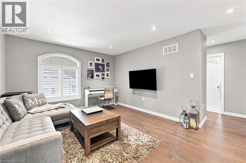 41 Aquasanta Crescent, Hamilton, Ontario  L9B 0H8 - Photo 19 - 40853533