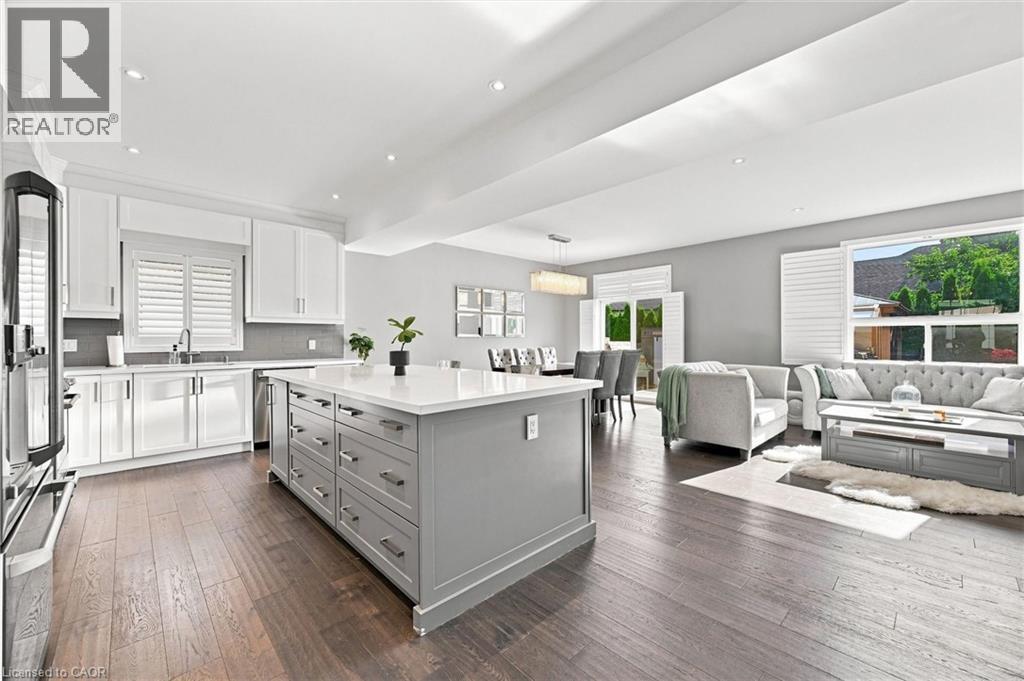41 Aquasanta Crescent, Hamilton, Ontario  L9B 0H8 - Photo 9 - 40853533