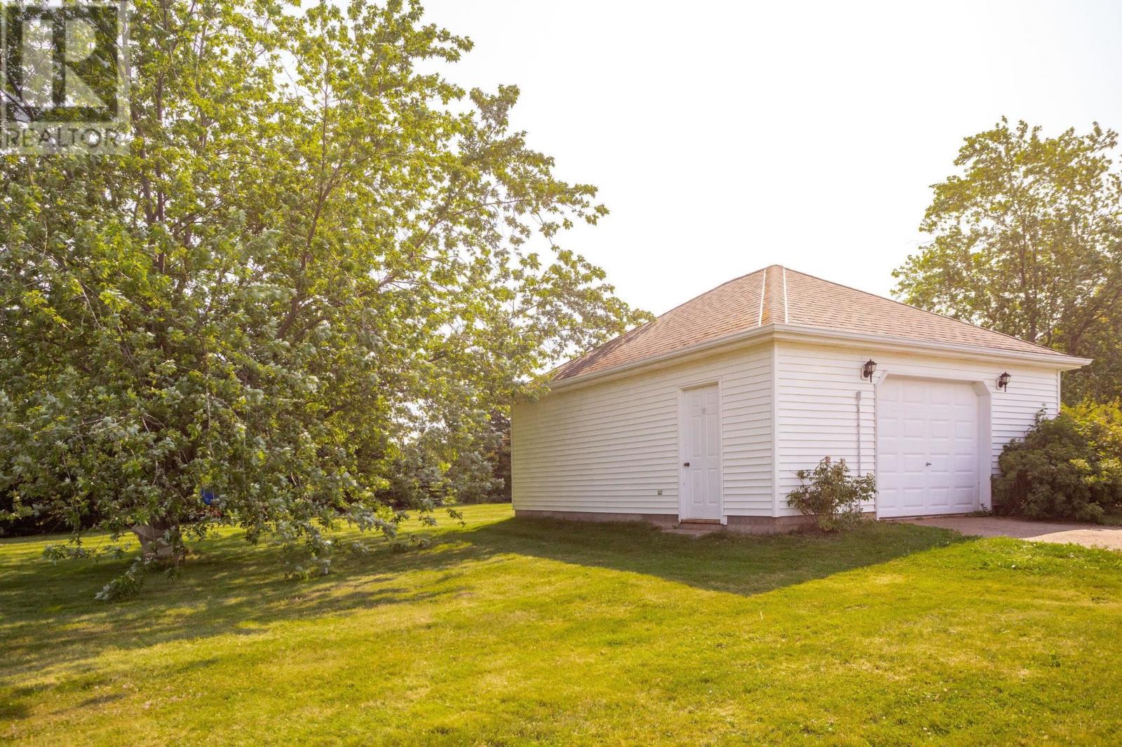 21 Spruce Lane, Stratford, Prince Edward Island  C1B 1M9 - Photo 30 - 202619898