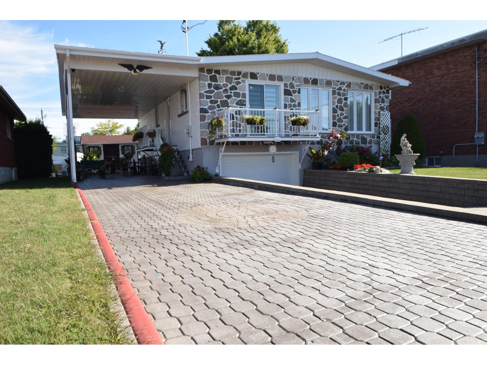161 Rue Ste-Anne Saint-Rémi Quebec Canada J0L2L0 3