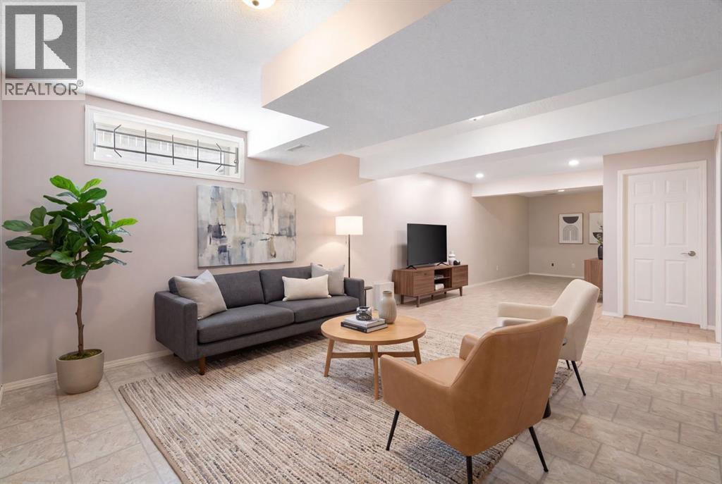 77 Tararidge Circle NE, Calgary, Alberta  T3J 3W4 - Photo 17 - A2334497