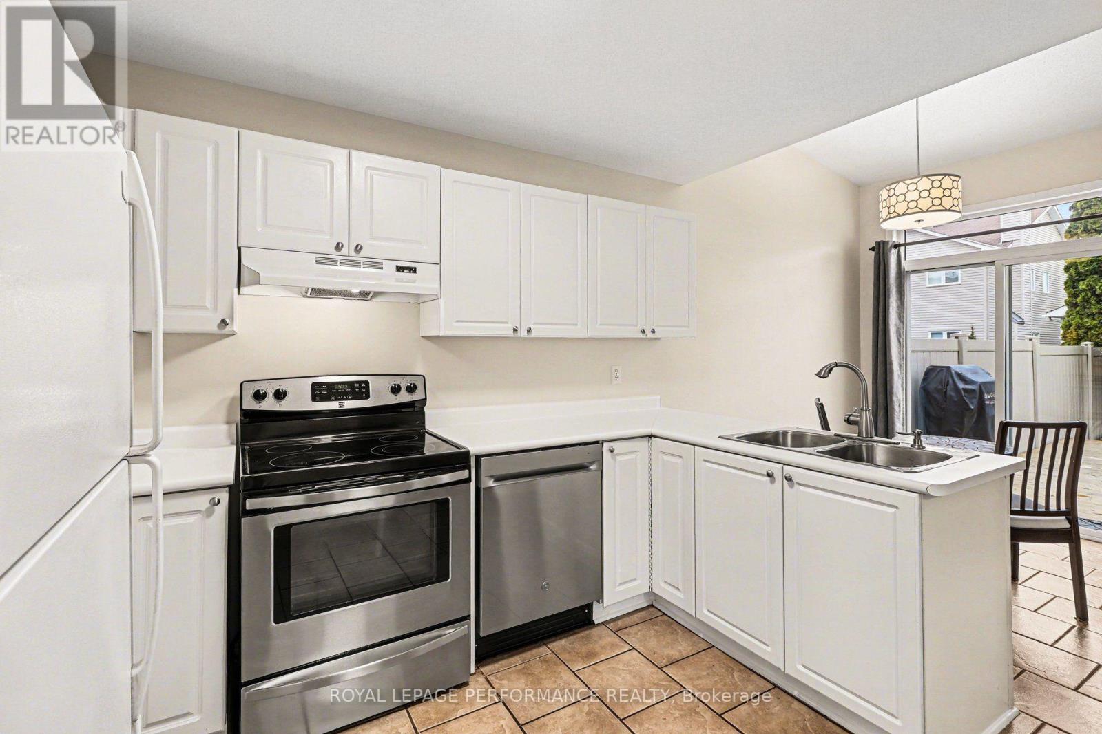 897 Paradise Crescent, Ottawa, Ontario  K4A 3S5 - Photo 8 - X13649362