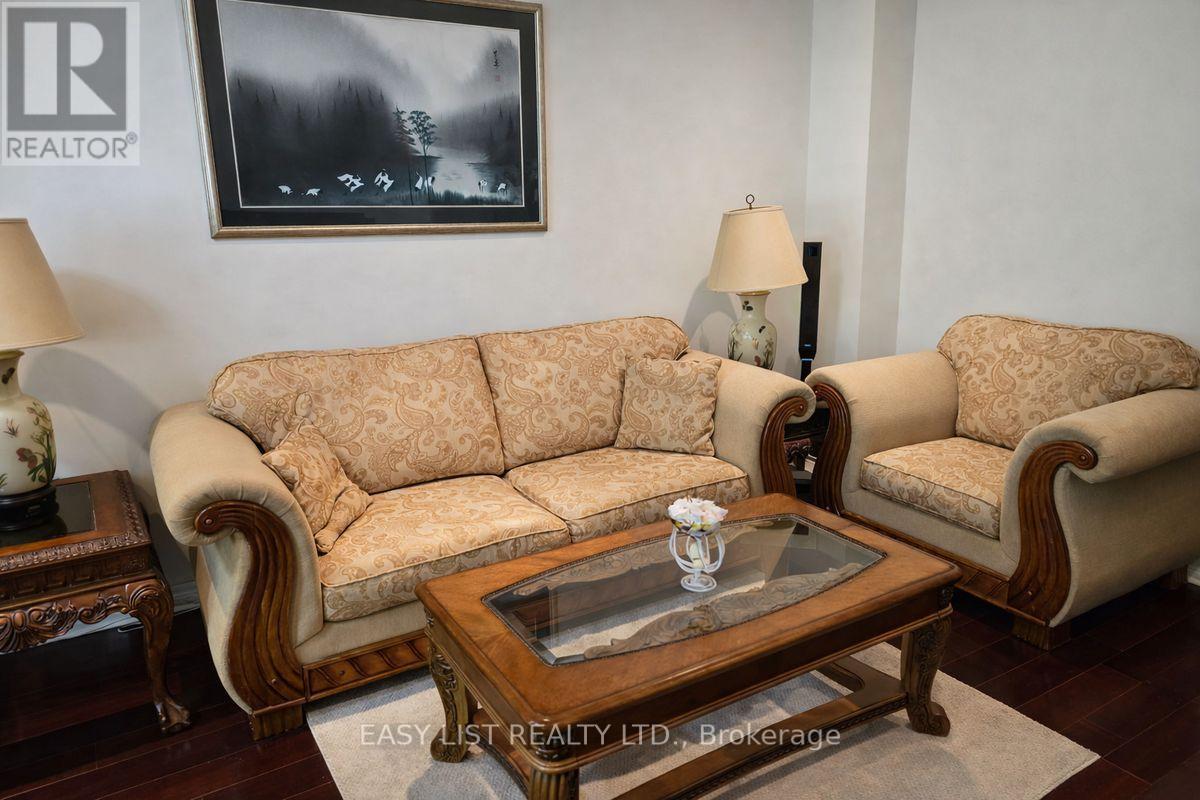 171 Stonebriar Drive, Vaughan (Maple), Ontario  L6A 2N1 - Photo 6 - N13459096