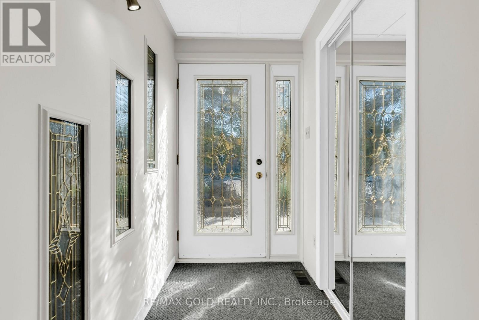 2520 Constable Road, Mississauga, Ontario  L5J 1W1 - Photo 2 - W13645126