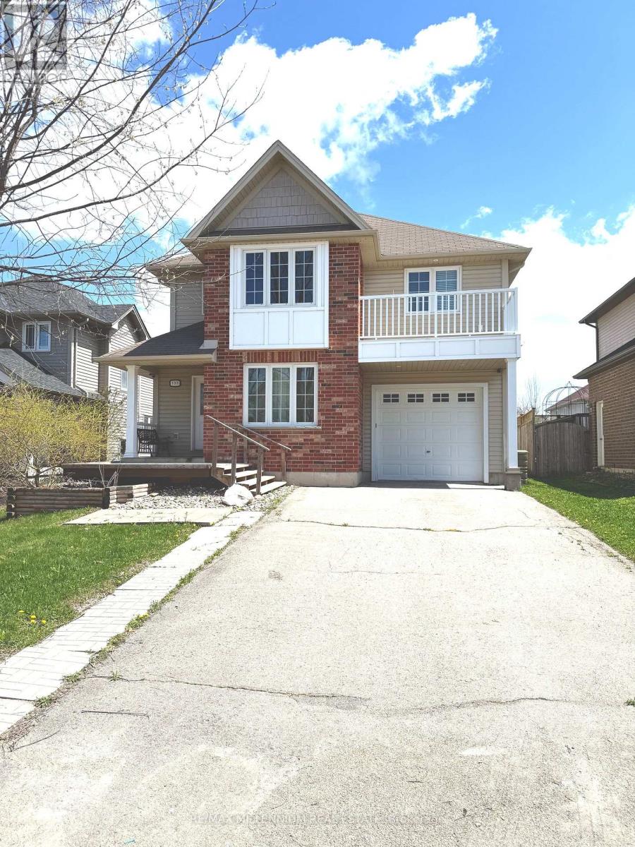 133 FLEMING WAY, Shelburne, Ontario