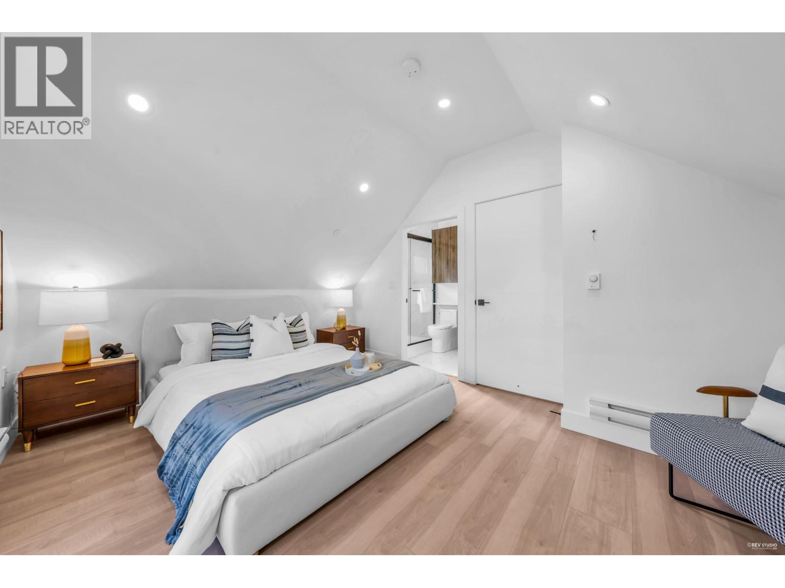 2 3344 Adanac Street, Vancouver, British Columbia V5K 2P3 - Photo 13 - R3153327