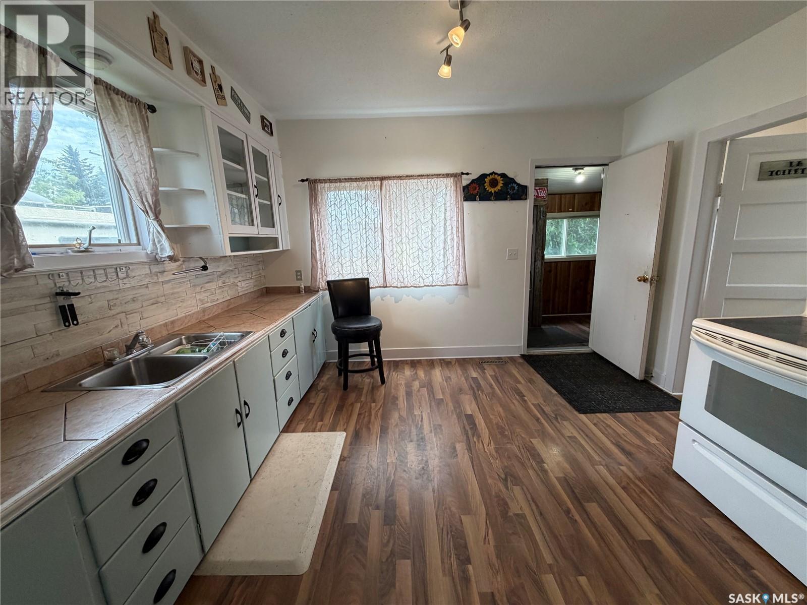277 2nd Avenue W, Melville, Saskatchewan  S0A 2P0 - Photo 14 - SK044894