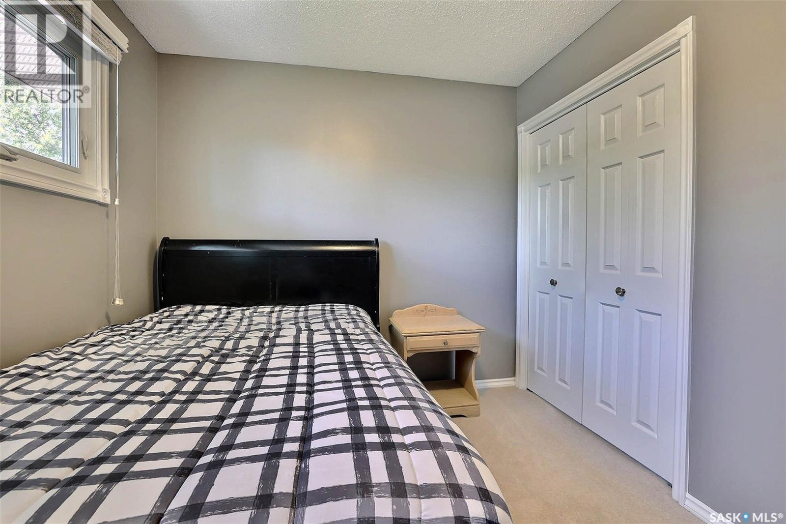 275 Rodenbush Drive, Regina, Saskatchewan  S4R 6X1 - Photo 16 - SK044852