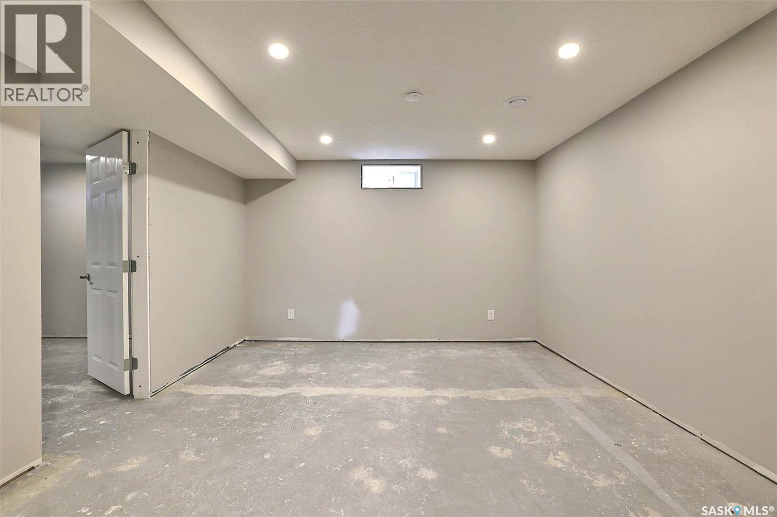 275 Rodenbush Drive, Regina, Saskatchewan  S4R 6X1 - Photo 21 - SK044852