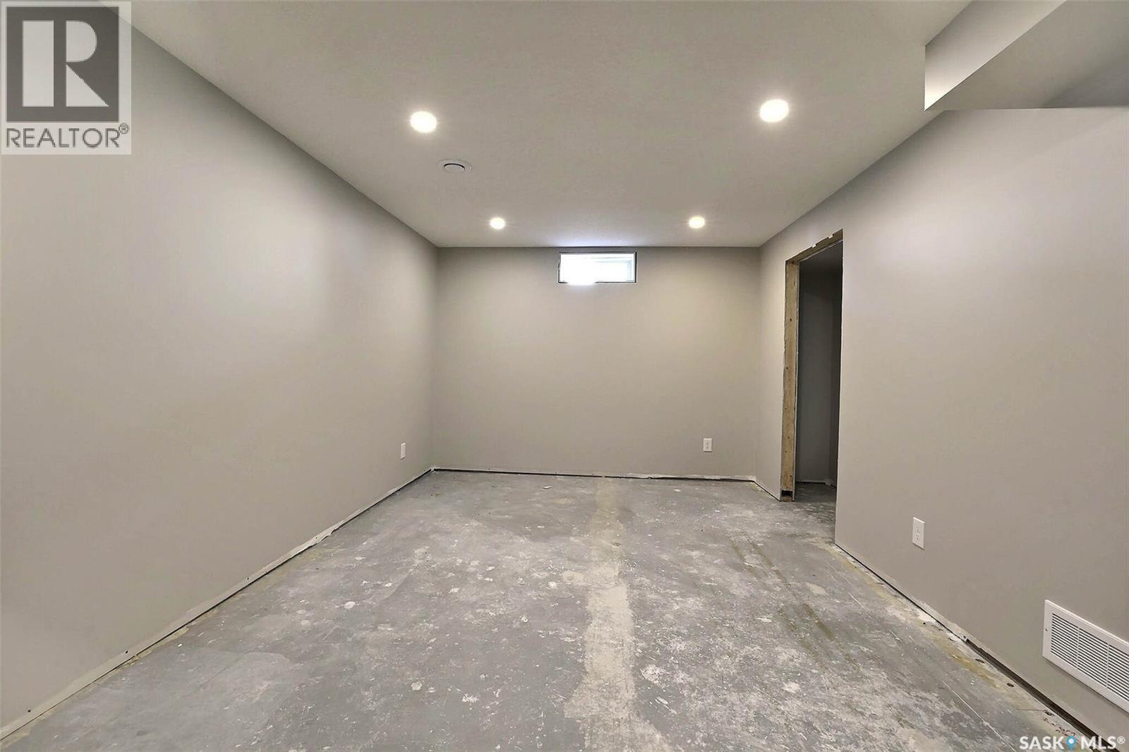 275 Rodenbush Drive, Regina, Saskatchewan  S4R 6X1 - Photo 26 - SK044852