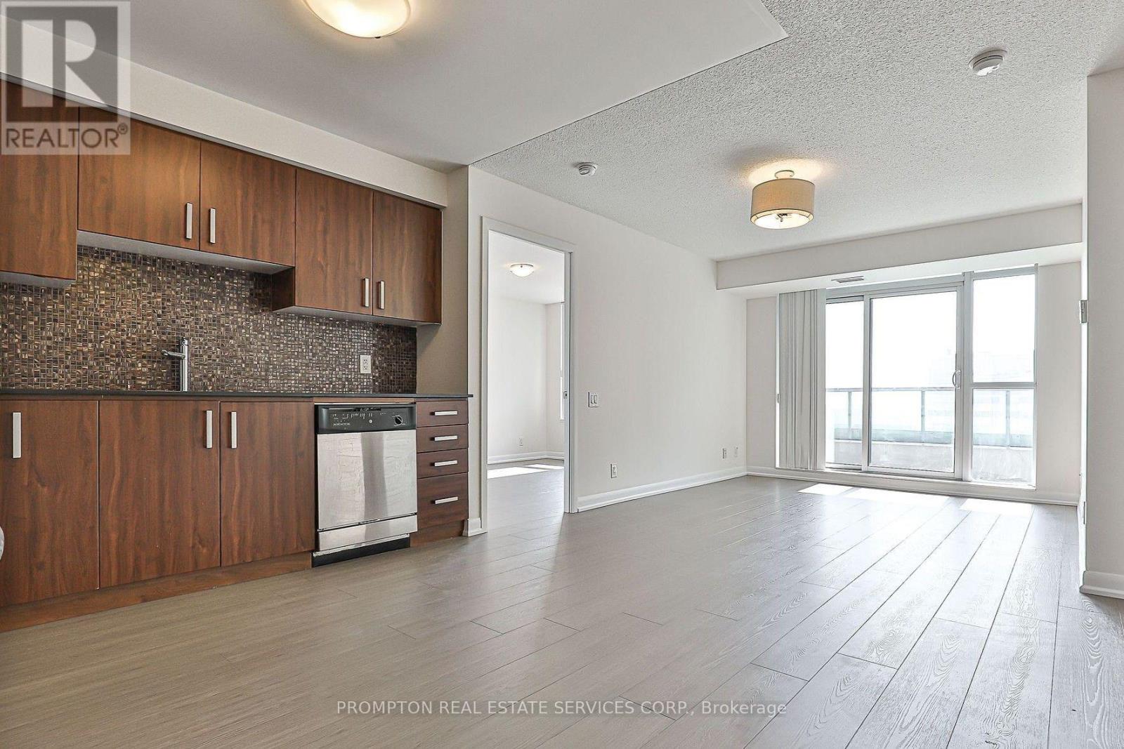 2302 - 17 Anndale Drive, Toronto, Ontario  M2N 2W7 - Photo 3 - C13640188