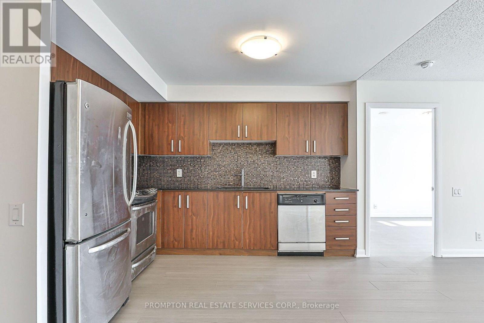 2302 - 17 Anndale Drive, Toronto, Ontario  M2N 2W7 - Photo 4 - C13640188