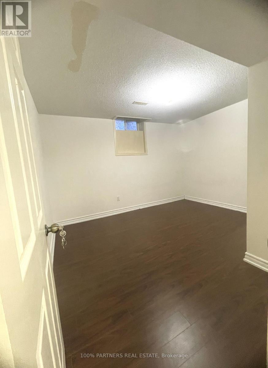 Whole Basement - 23 Vickers Road, Markham, Ontario  L3R 6S7 - Photo 8 - N13591326