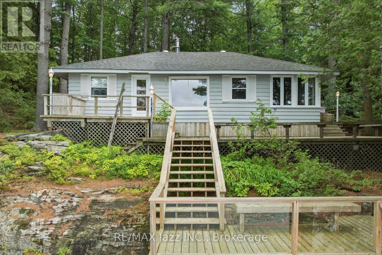 1022 Two Dogs Lane, Algonquin Highlands, Ontario  K0M 1J2 - Photo 1 - X13617948