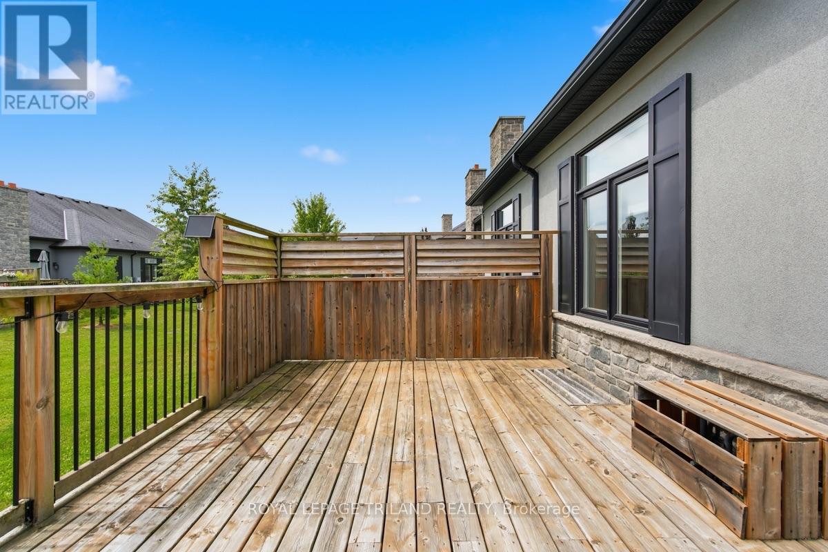 28 - 2215 Callingham Drive, London North, Ontario  N6G 0P1 - Photo 35 - X13649314