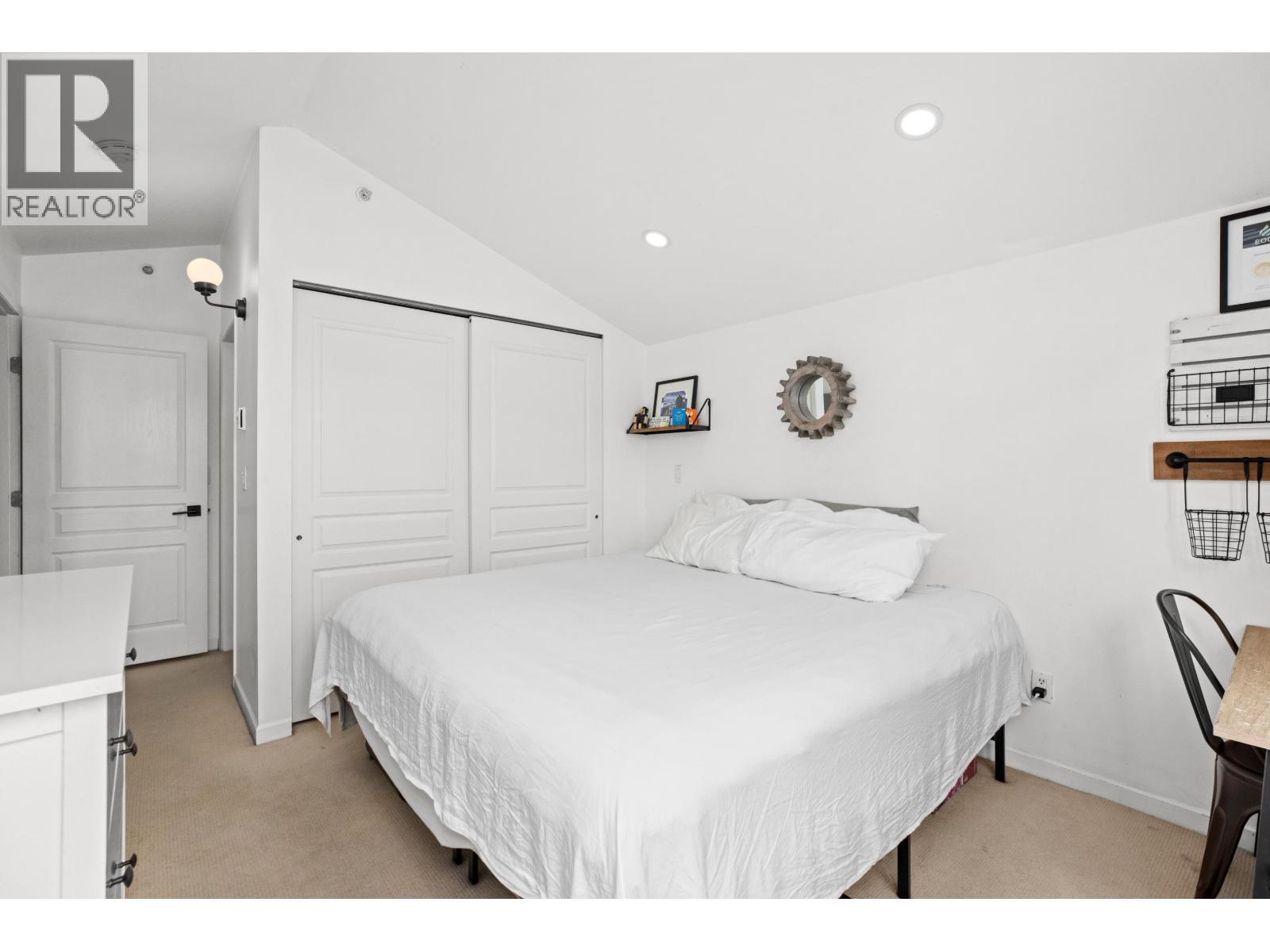 2826 E Kent Avenue South, Vancouver, British Columbia  V5S 4T4 - Photo 20 - R3153613