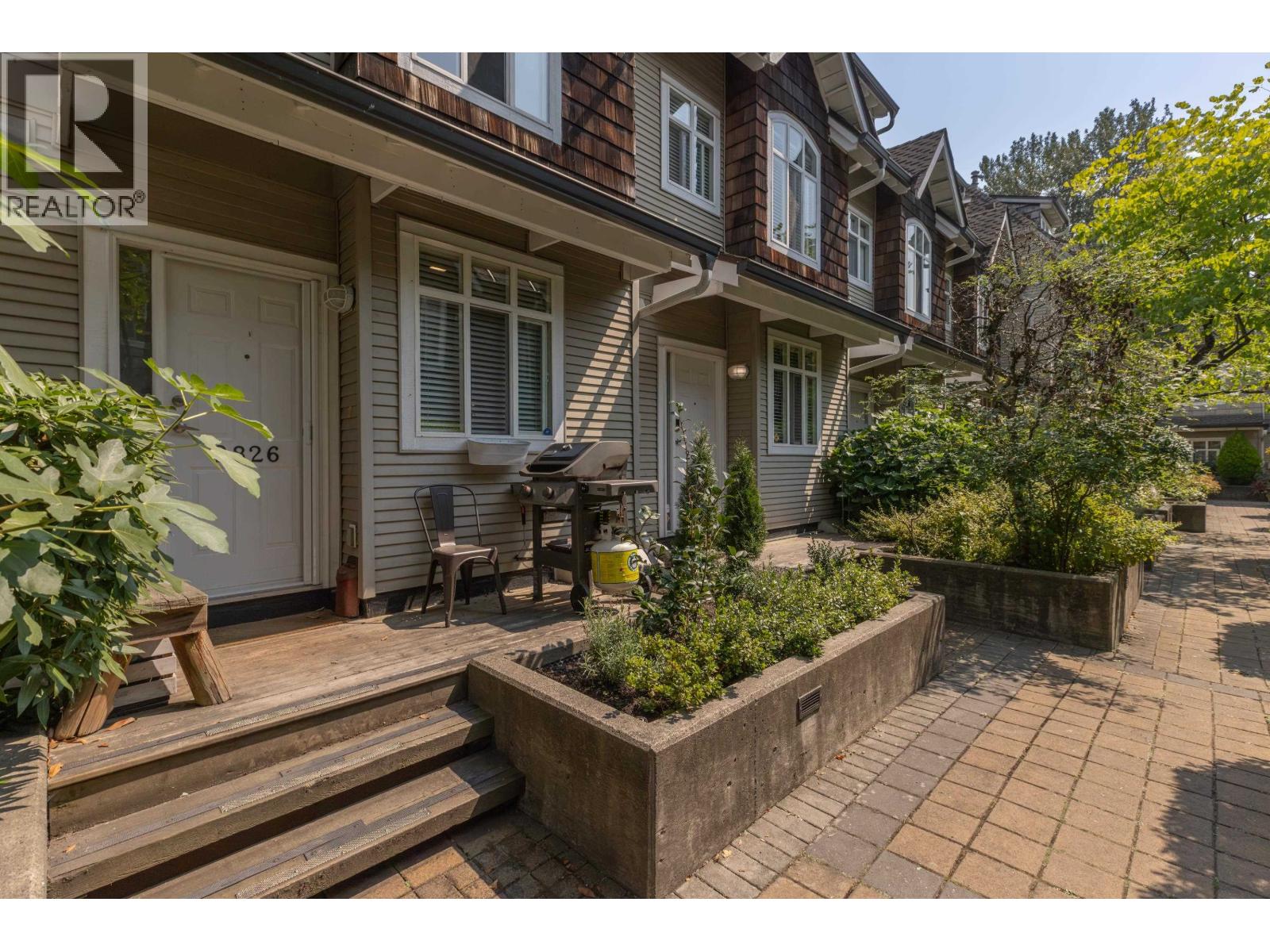 2826 E Kent Avenue South, Vancouver, British Columbia  V5S 4T4 - Photo 11 - R3153613