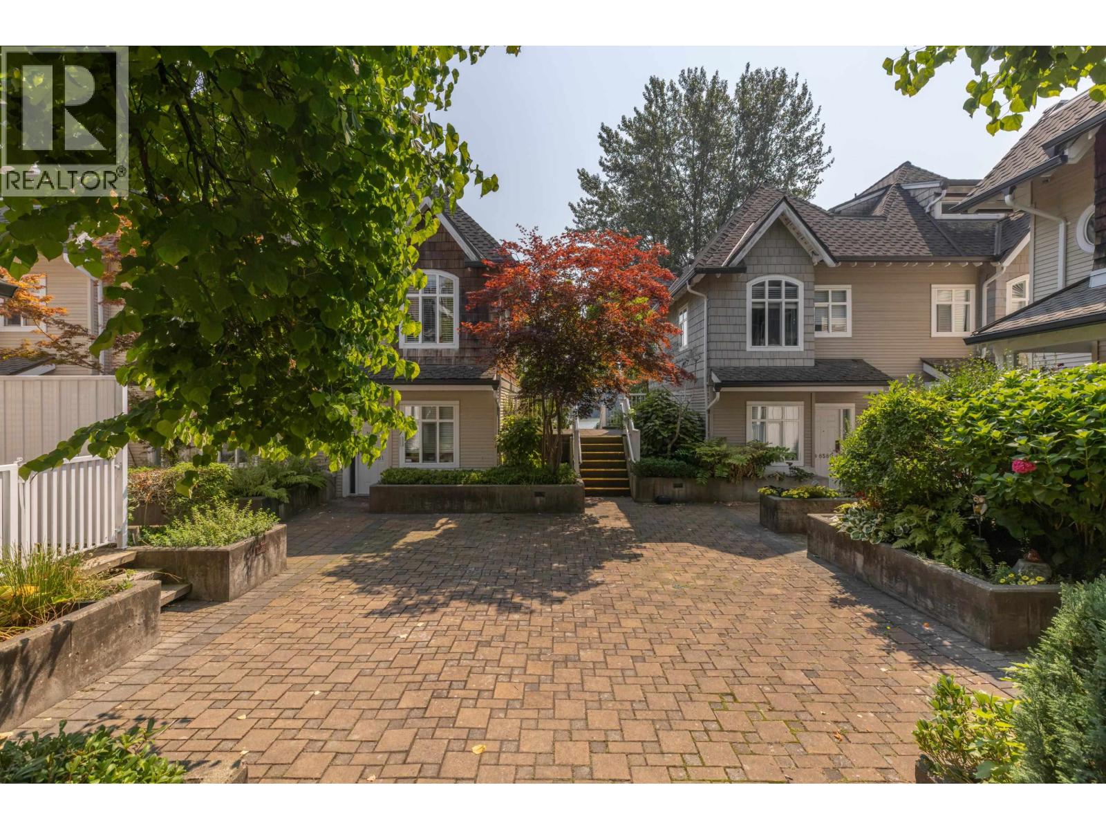 2826 E Kent Avenue South, Vancouver, British Columbia  V5S 4T4 - Photo 29 - R3153613