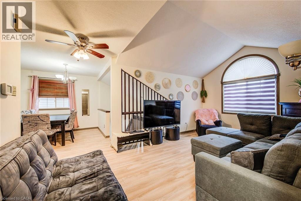562 Erinbrook Drive, Kitchener, Ontario  N2E 3M8 - Photo 16 - 40845438