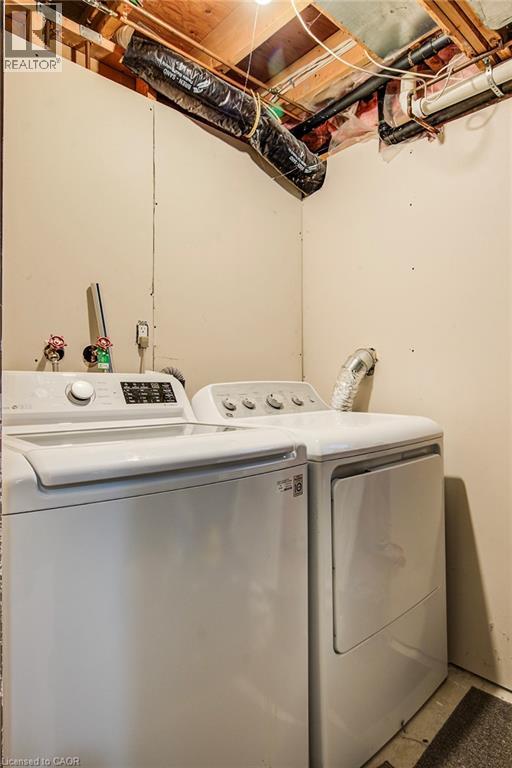 562 Erinbrook Drive, Kitchener, Ontario  N2E 3M8 - Photo 6 - 40845438