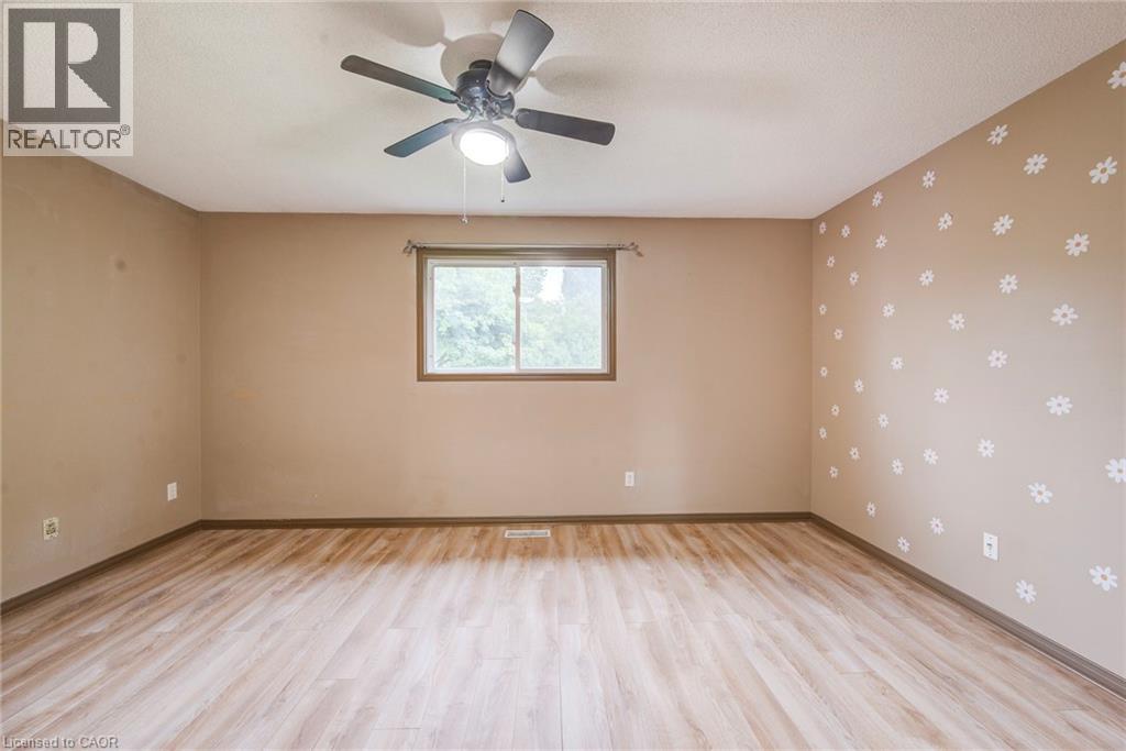 562 Erinbrook Drive, Kitchener, Ontario  N2E 3M8 - Photo 26 - 40845438