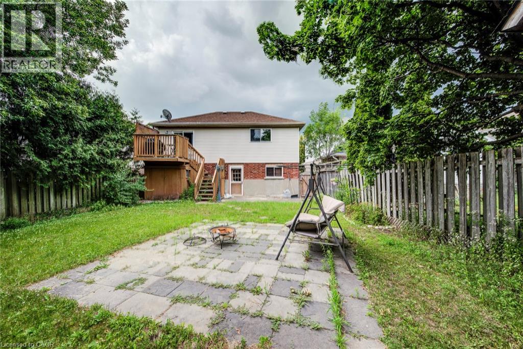 562 Erinbrook Drive, Kitchener, Ontario  N2E 3M8 - Photo 31 - 40845438