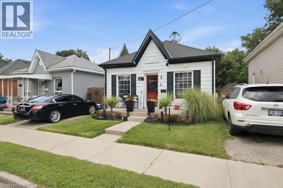 11 Esther Street, Brantford, Ontario  N3S 6K3 - Photo 2 - 40853960