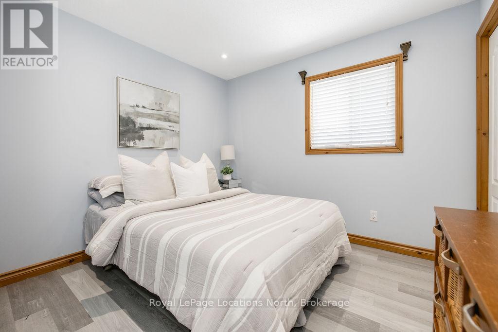39 Mccague Street, Wasaga Beach, Ontario  L9Z 2E5 - Photo 20 - S13584214