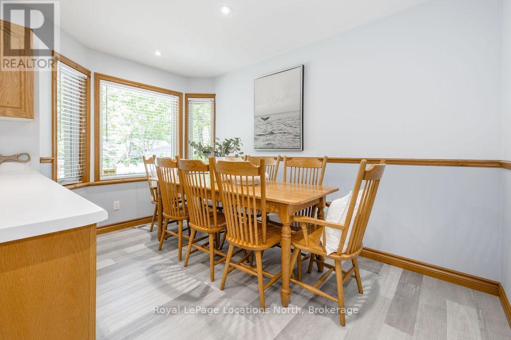 39 Mccague Street, Wasaga Beach, Ontario  L9Z 2E5 - Photo 10 - S13584214