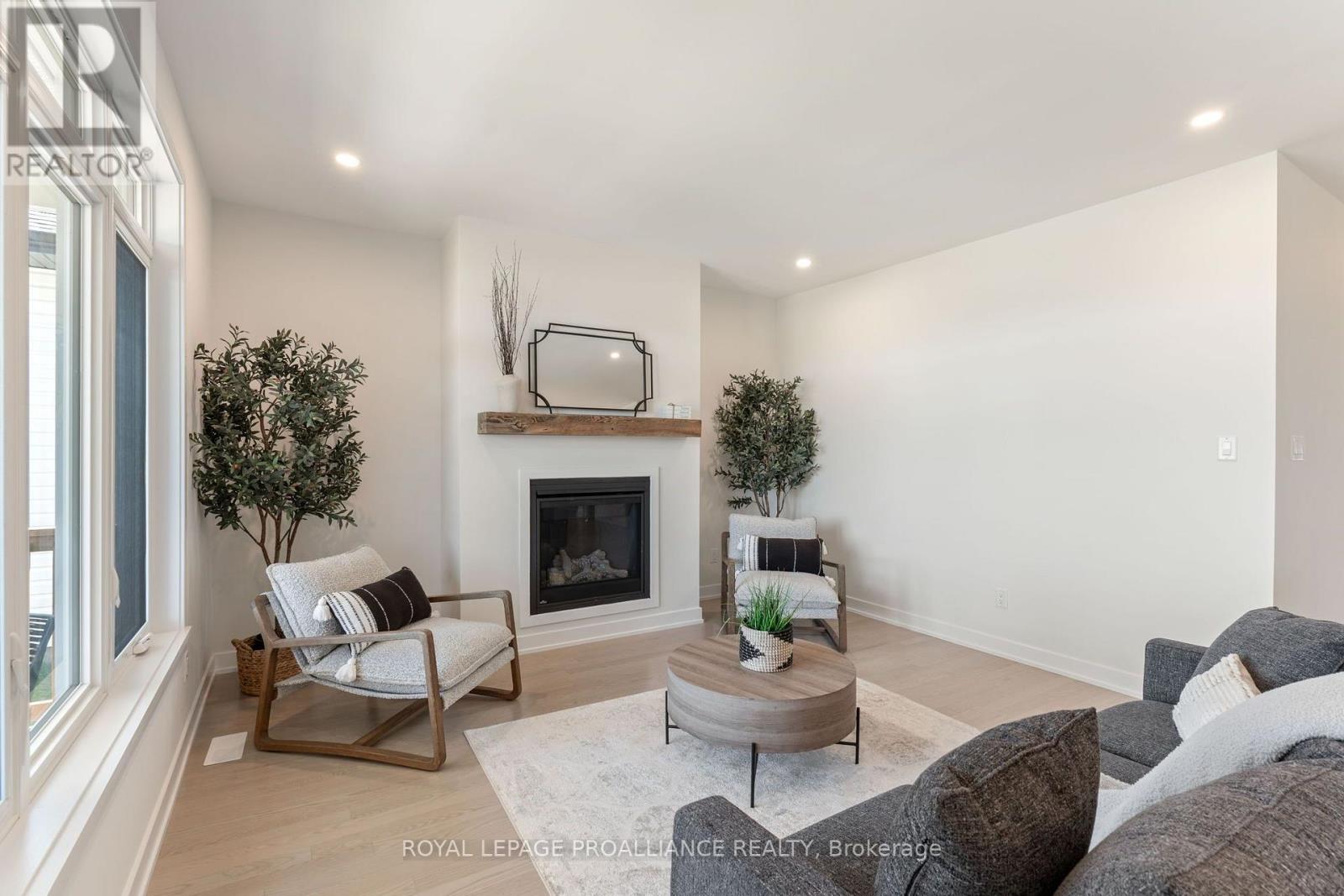 1039 Moore Street, Brockville, Ontario  K6V 0H1 - Photo 29 - X13649764