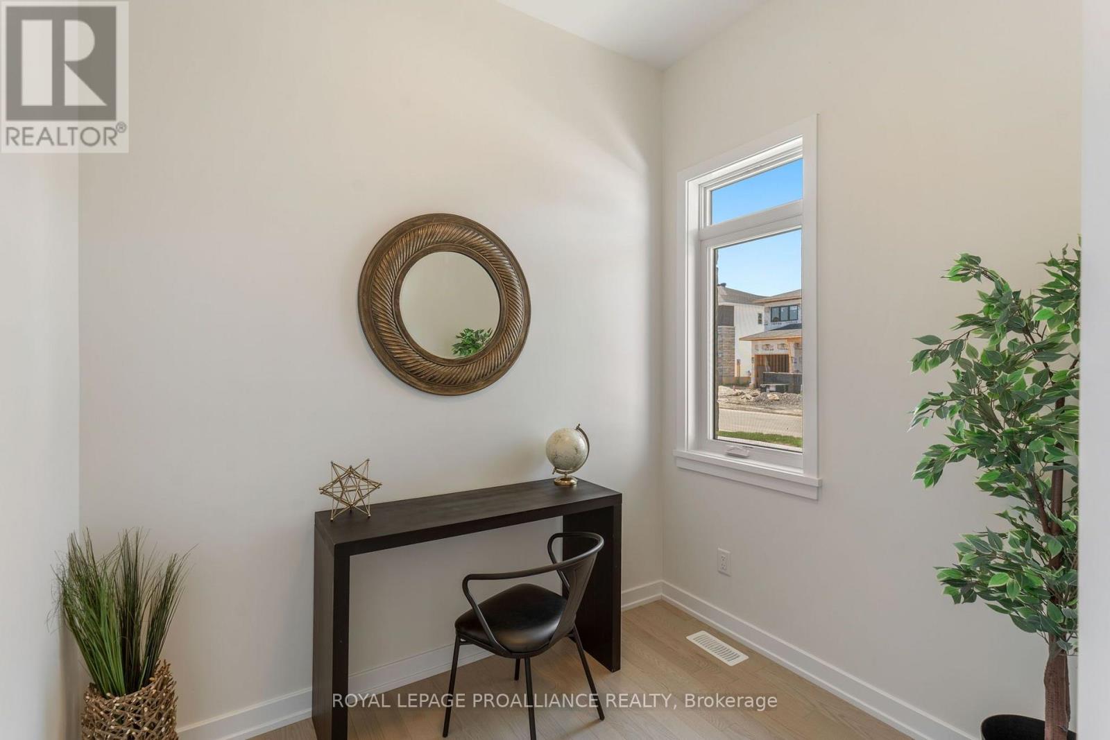 1039 Moore Street, Brockville, Ontario K6V 0H1 - Photo 6 - X13649764