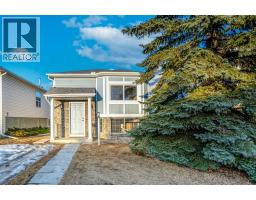 4249 Catalina Boulevard NE, Calgary, Alberta