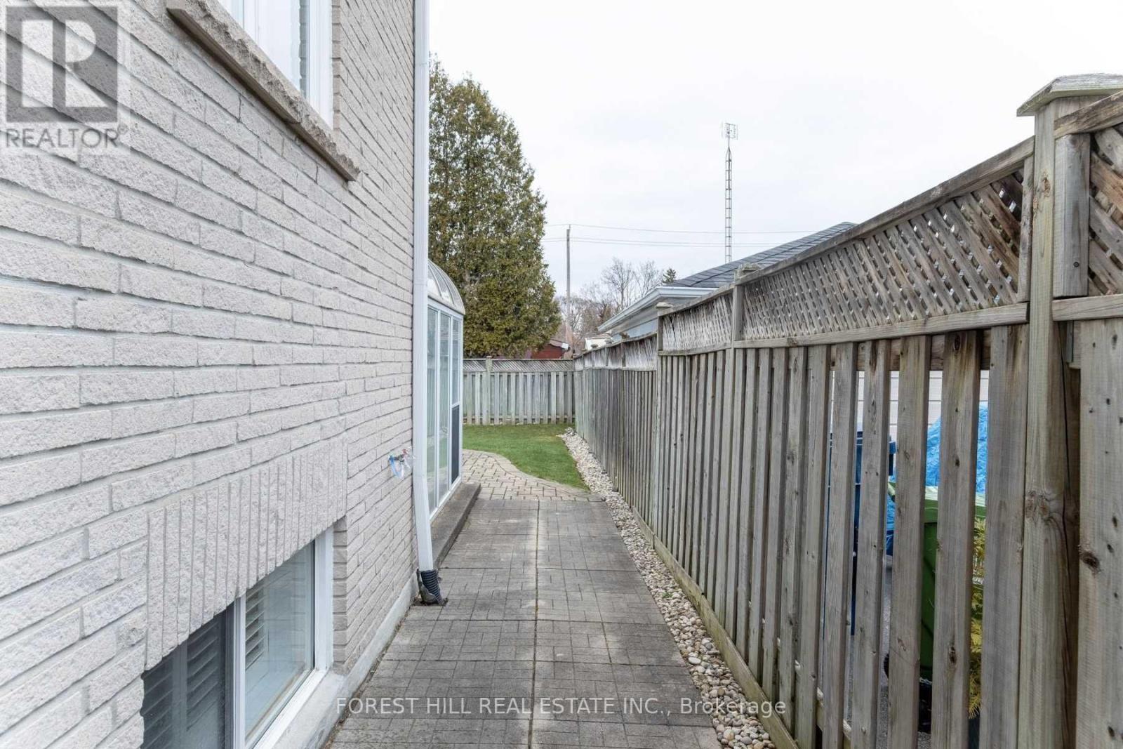 Bsmt - 198 Homewood Avenue, Toronto, Ontario  M2M 1K6 - Photo 18 - C13649518