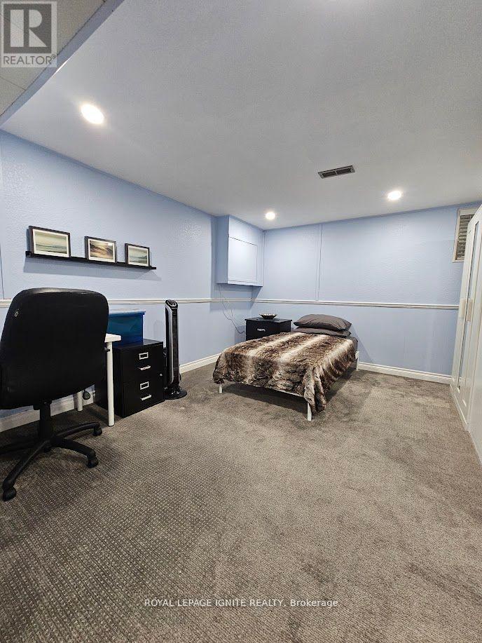 Bsmt - 29 Wyndcliff Crescent, Toronto, Ontario  M4A 2J9 - Photo 7 - C13649584