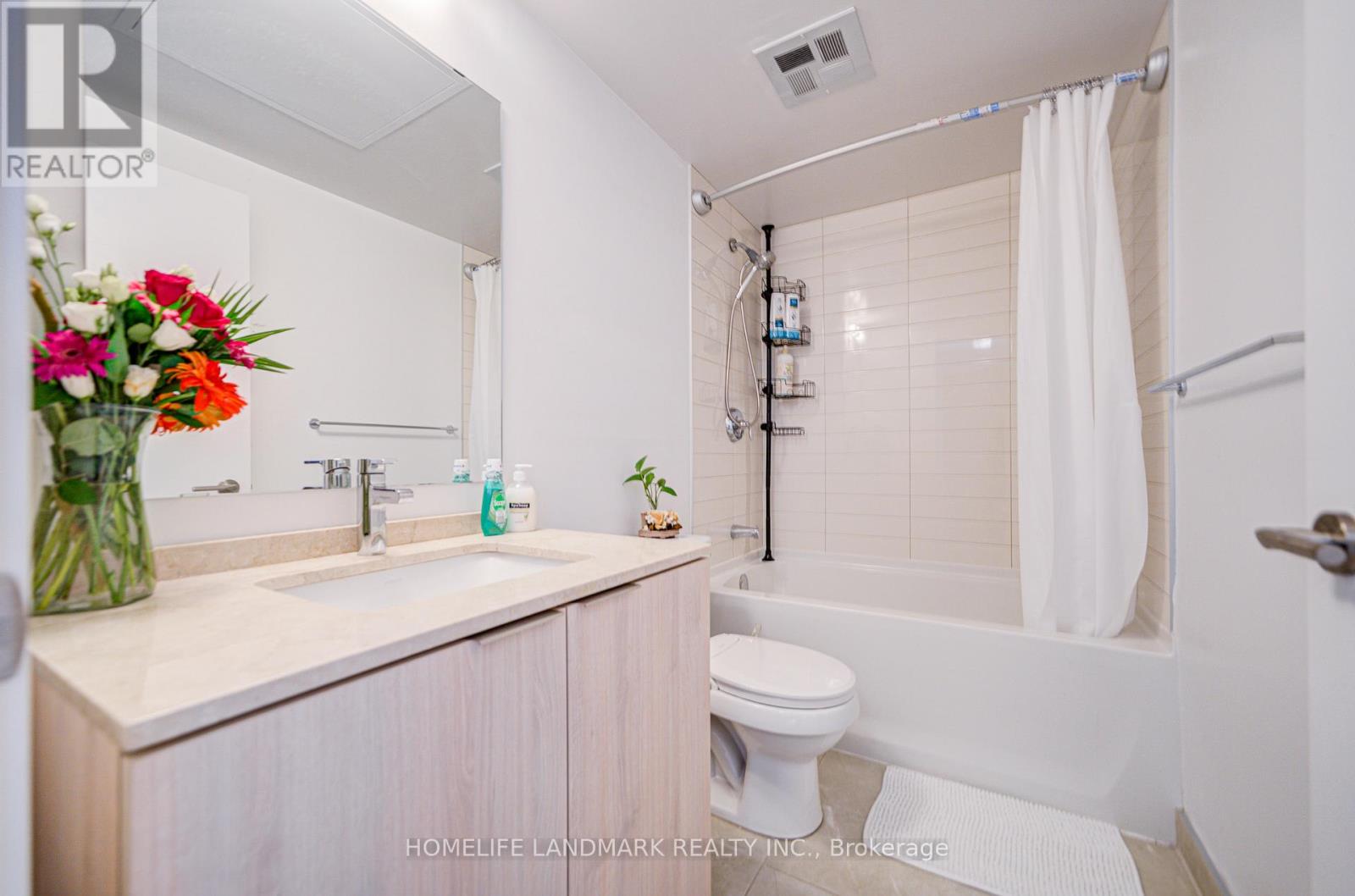 1106 - 11 Wellesley Street W, Toronto, Ontario  M4Y 0G4 - Photo 23 - C13649588