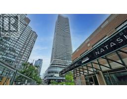 1106 - 11 WELLESLEY STREET W, Toronto, Ontario