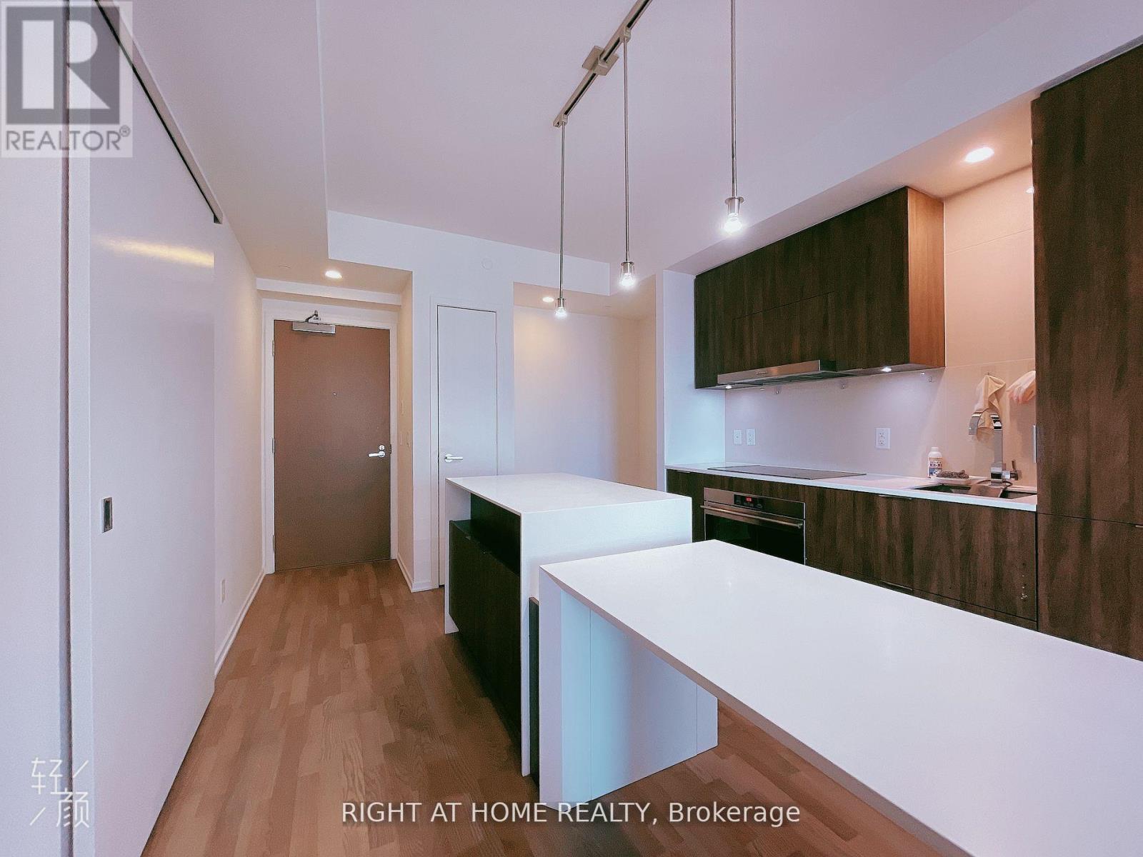 2912 - 1 Bloor Street E, Toronto, Ontario  M4W 0A8 - Photo 4 - C13649780