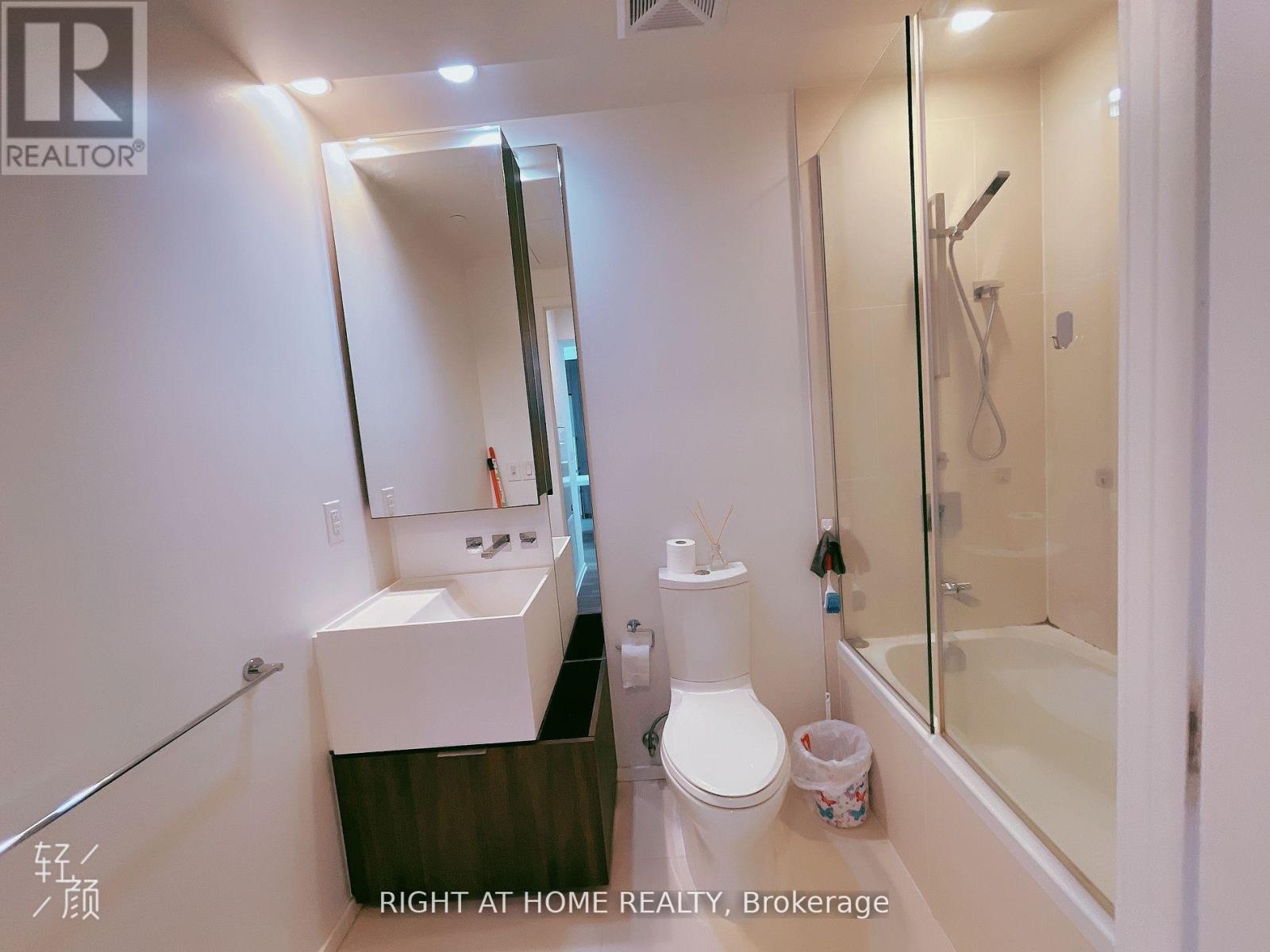 2912 - 1 Bloor Street E, Toronto, Ontario  M4W 0A8 - Photo 7 - C13649780