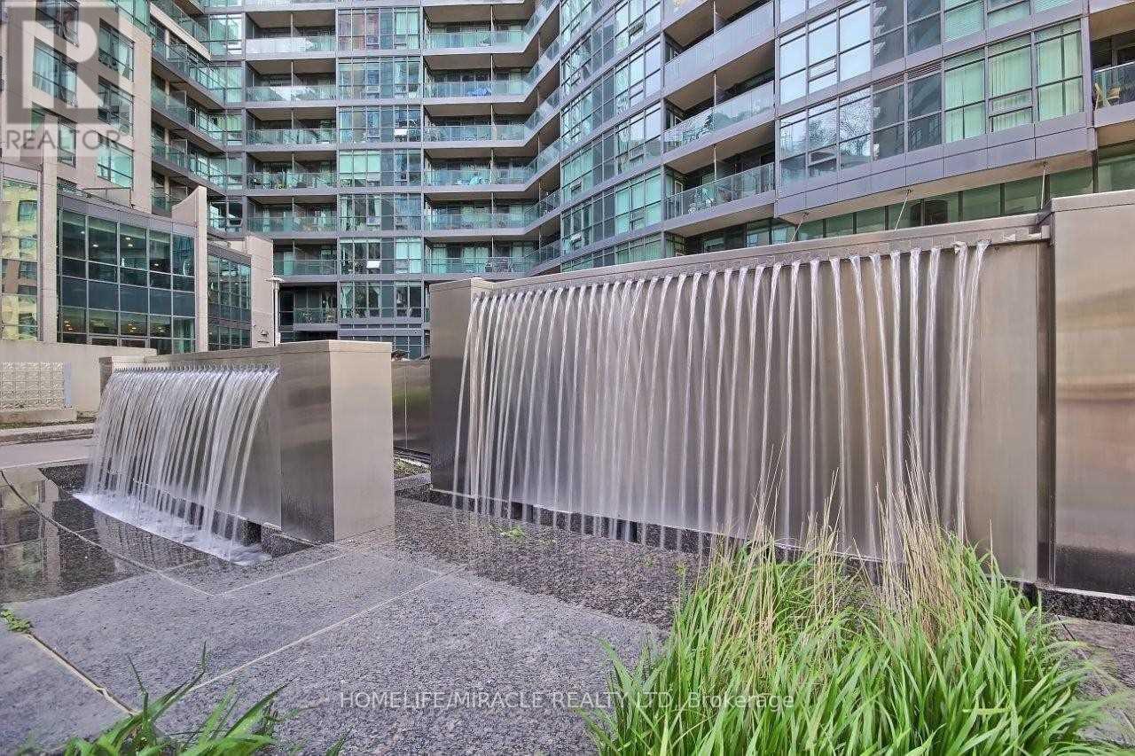 2310 - 231 Fort York Boulevard, Toronto, Ontario  M5V 1B1 - Photo 23 - C13649820