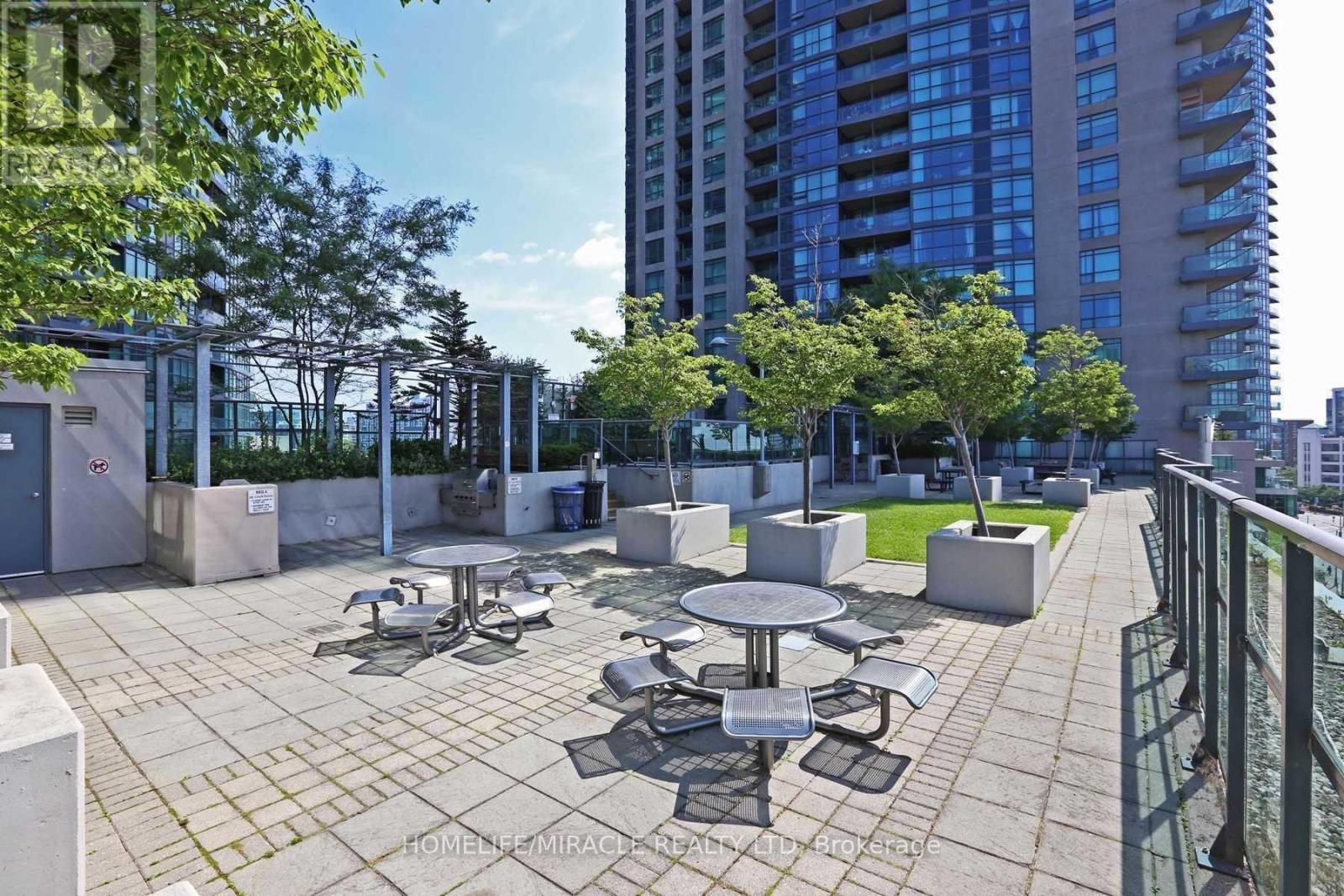 2310 - 231 Fort York Boulevard, Toronto, Ontario  M5V 1B1 - Photo 24 - C13649820