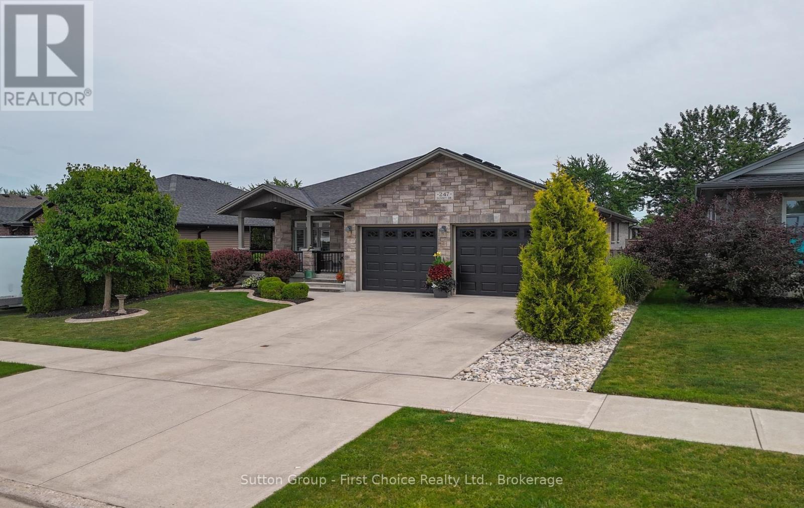247 Sunset Drive, West Perth, Ontario N0K 1N0 - Photo 2 - X13649576