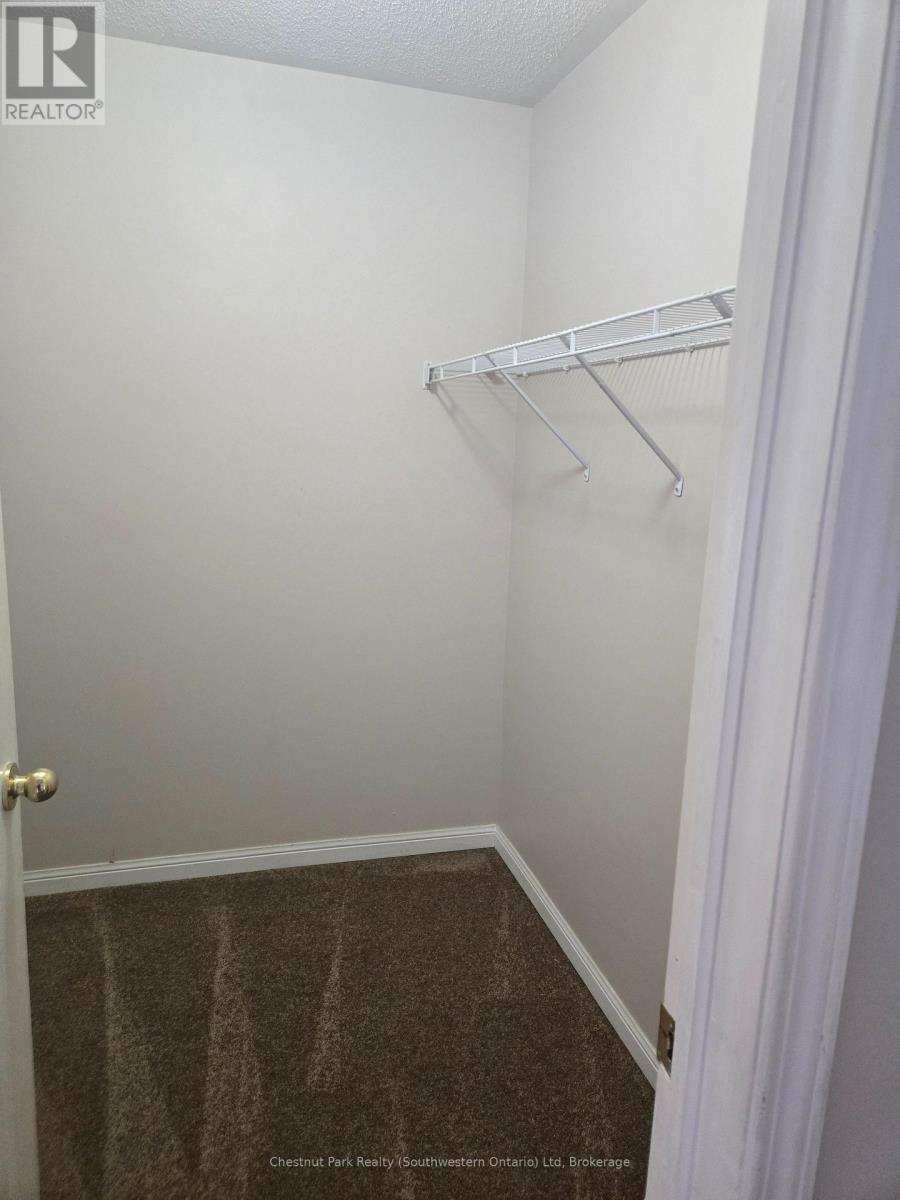 147 Baggs Crescent, Cambridge, Ontario  N1T 2E8 - Photo 19 - X13649748