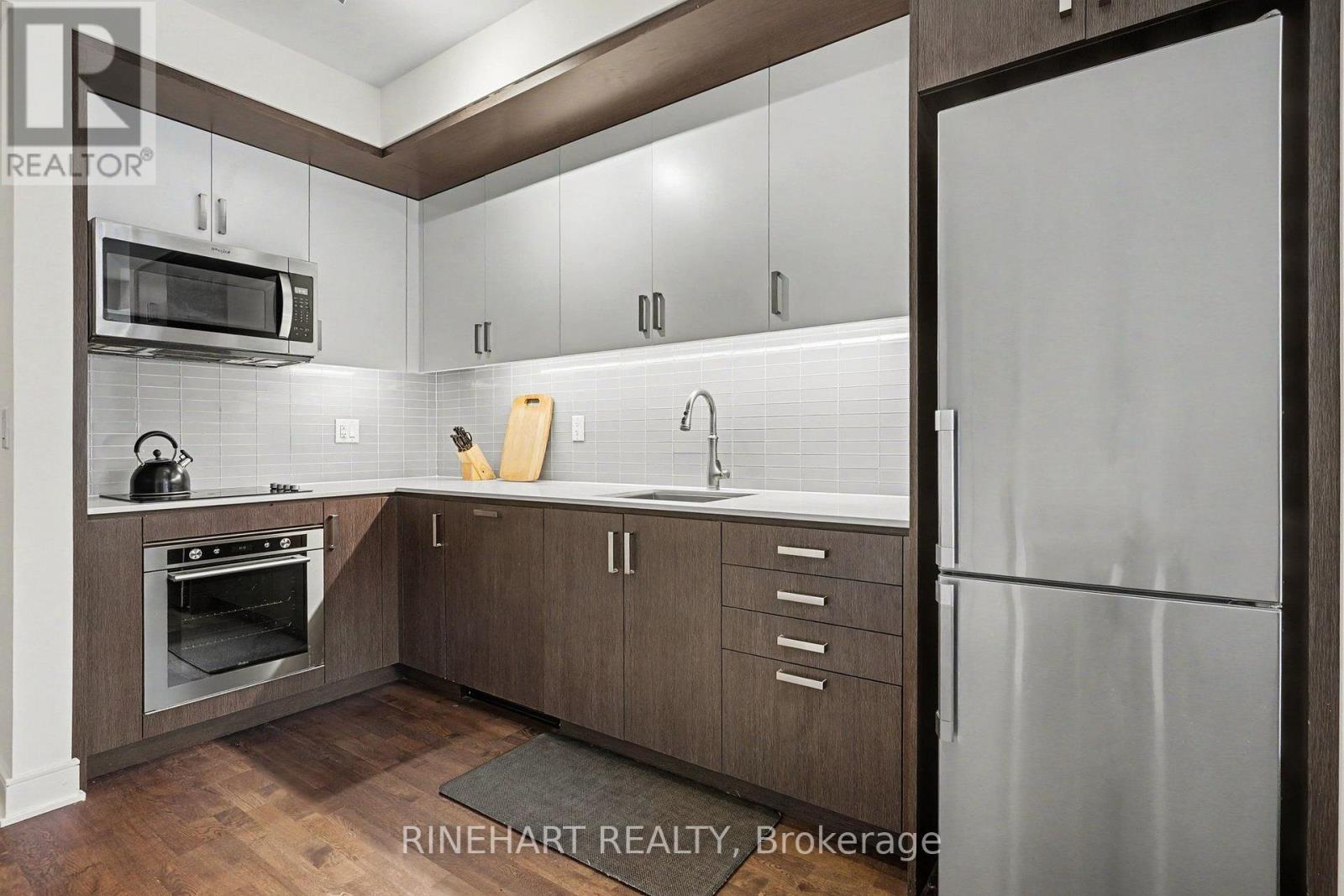 352 - 1575 Lakeshore Road W, Mississauga, Ontario  L5J 0B1 - Photo 11 - W13649702