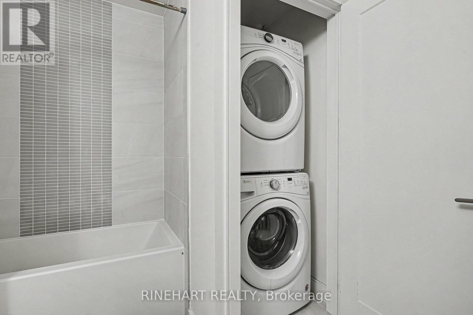 352 - 1575 Lakeshore Road W, Mississauga, Ontario  L5J 0B1 - Photo 20 - W13649702