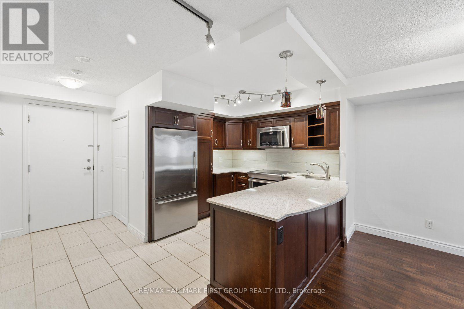 908 - 1200 The Esplanade N, Pickering, Ontario  L1V 6V3 - Photo 11 - E13649522