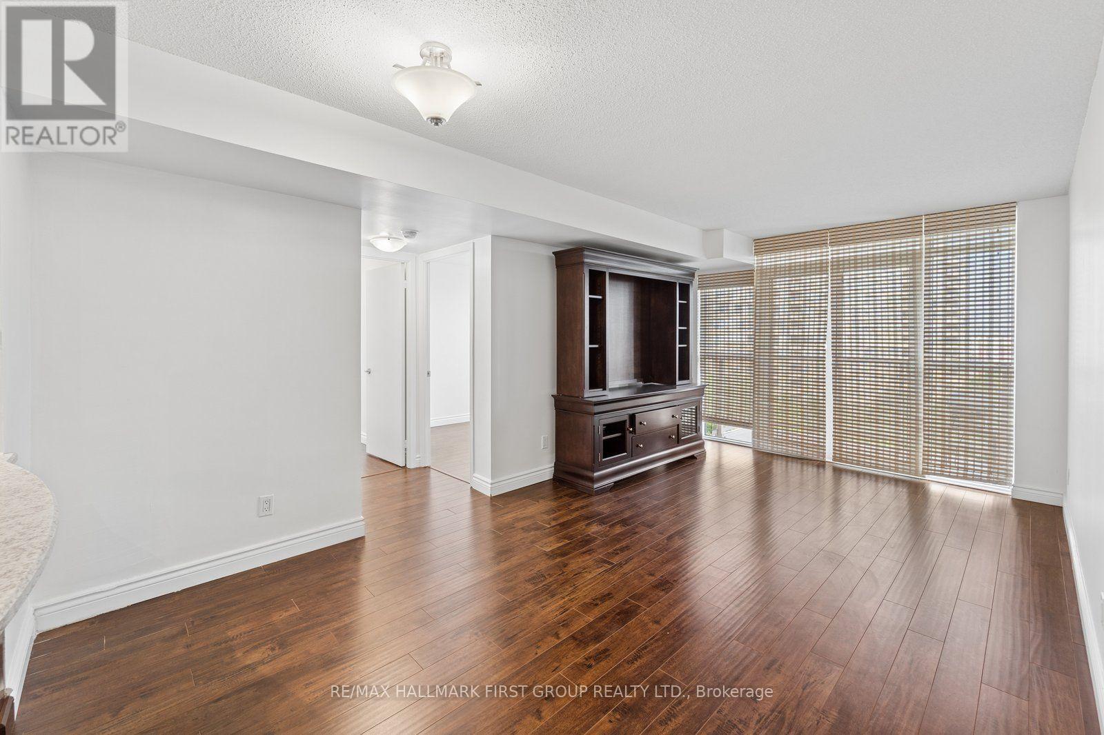 908 - 1200 The Esplanade N, Pickering, Ontario  L1V 6V3 - Photo 6 - E13649522